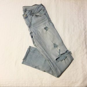 American Eagle Light Wash Ripped Skinny Jeans